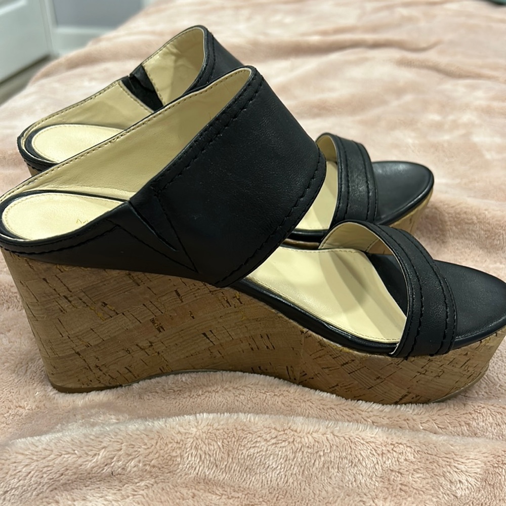 Marc Fisher wedges